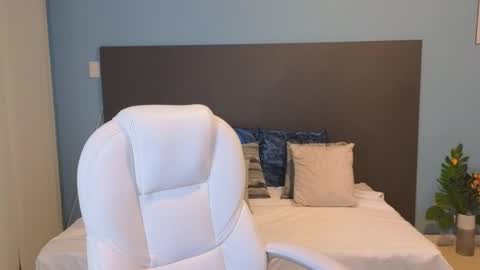 Snapshot of maiaa_ruiz chatting on 01/13/25, 02:11 Maiaa Ruiz online show from 01/13/25, 02:11