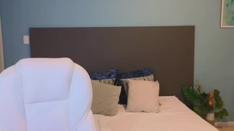 Snapshot of maiaa_ruiz chatting on 01/23/25, 04:59 Maiaa Ruiz online show from 01/23/25, 04:59