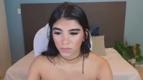 Snapshot of maiaa_ruiz chatting on 01/31/25, 01:12 Maiaa Ruiz online show from 01/31/25, 01:12