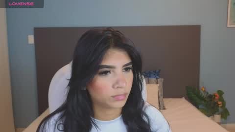 Snapshot of maiaa_ruiz chatting on 02/10/25, 01:11 Maiaa Ruiz online show from 02/10/25, 01:11