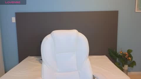 Snapshot of maiaa_ruiz chatting on 02/27/25, 12:45 Maiaa Ruiz online show from 02/27/25, 12:45