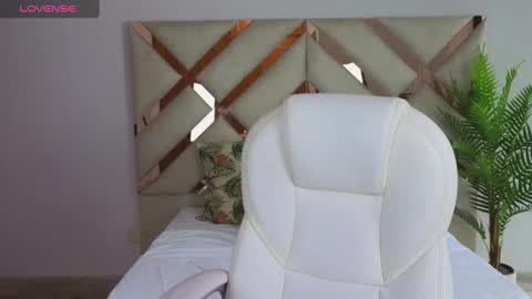 Snapshot of maiaa_ruiz chatting on 03/07/25, 01:40 Maiaa Ruiz online show from 03/07/25, 01:40