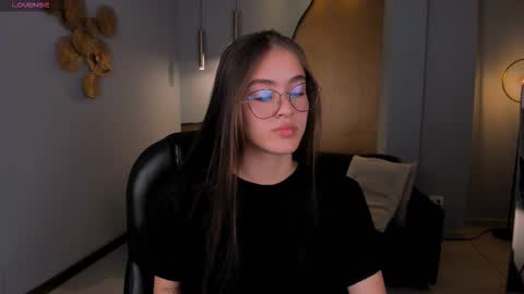  Maia  online show from 10/01/25, 06:36