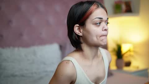  Maia  online show from 01/18/26, 07:50