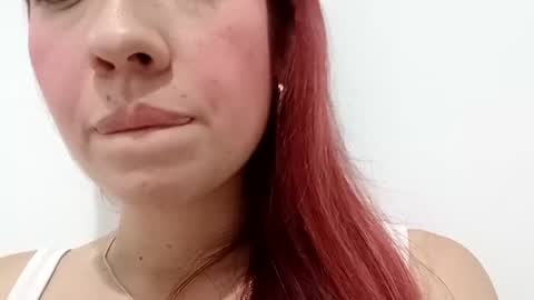 Snapshot of maiarosse_ chatting on 02/28/25, 04:43 MaiaRosse online show from 02/28/25, 04:43