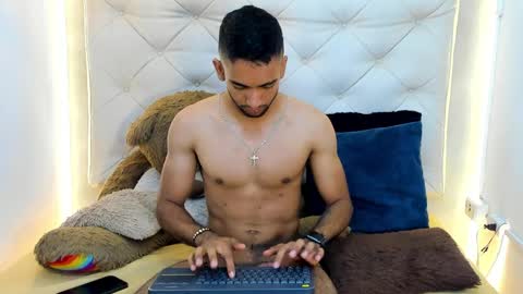 maicolparker0 online show from 03/31/26, 02:06