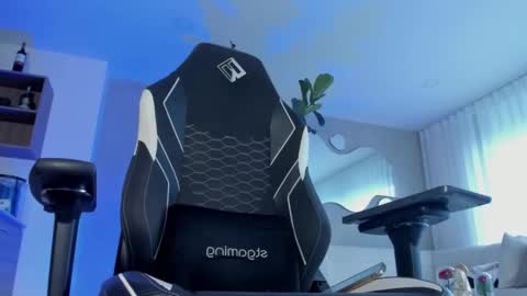 MAICOL  online show from 02/02/26, 10:08