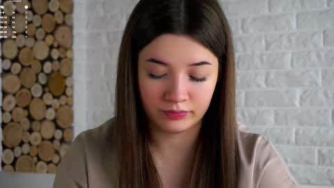 Lucy online show from 02/19/26, 02:18