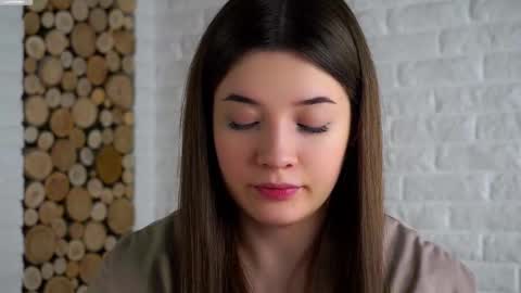 Lucy online show from 02/20/26, 01:46