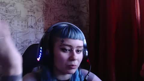 Lola online show from 07/17/26, 10:22