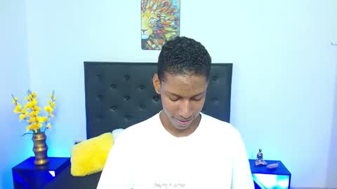 I am Maik online show from 10/04/25, 02:37