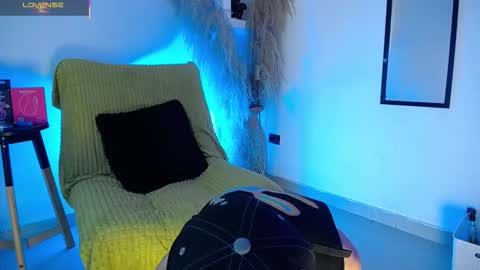 Maiky Cooper online show from 09/17/25, 08:54