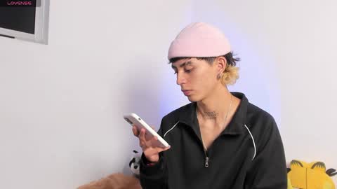 maiky_cooper01 online show from 05/12/26, 03:03