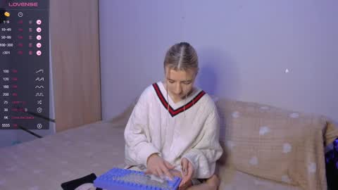 Your kitty online show from 12/17/24, 02:44