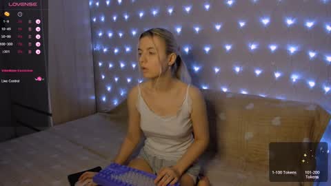 Your kitty online show from 12/26/24, 02:44