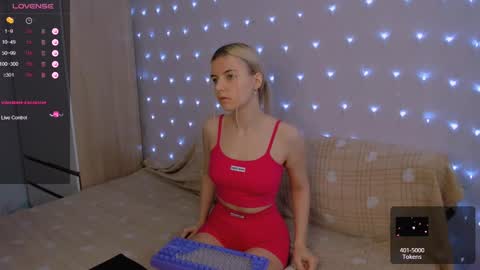 Your kitty online show from 03/04/25, 03:11