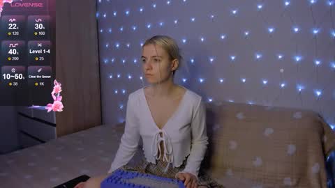 Your kitty online show from 10/07/25, 03:31