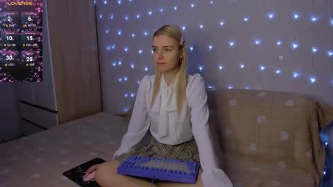 Your kitty online show from 02/05/26, 04:11