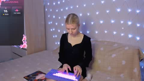 Your kitty online show from 03/07/26, 04:15