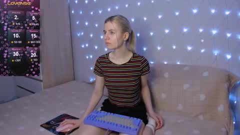 Your kitty online show from 03/28/26, 03:55