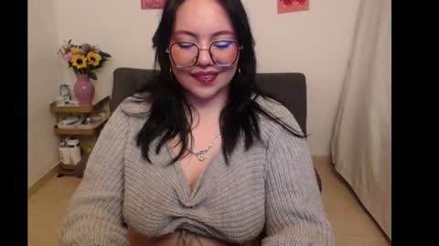 maily online show from 11/07/25, 12:21