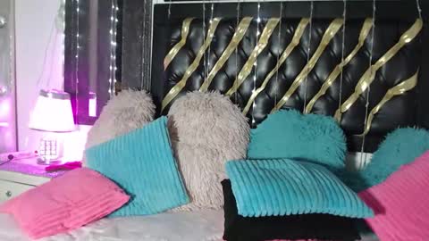 mailyn_gold online show from 03/03/26, 11:38