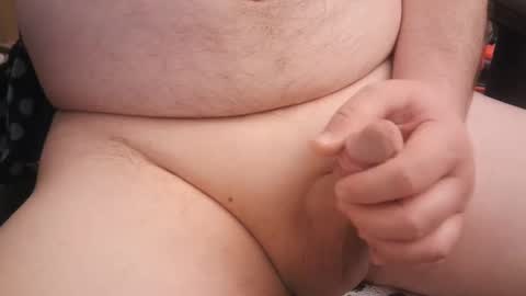 Snapshot of mainttech chatting on 01/21/25, 03:21 Gilly online show from 01/21/25, 03:21