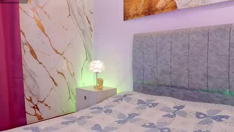 MAITE STONE1 online show from 04/18/26, 04:05