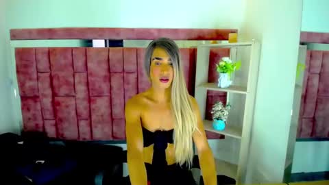 maitecandyxx online show from 06/10/26, 09:25