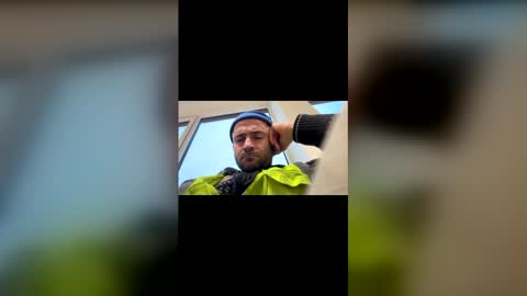 Snapshot of majest1k chatting on 01/09/26, 02:42 majest1k online show from 01/09/26, 02:42