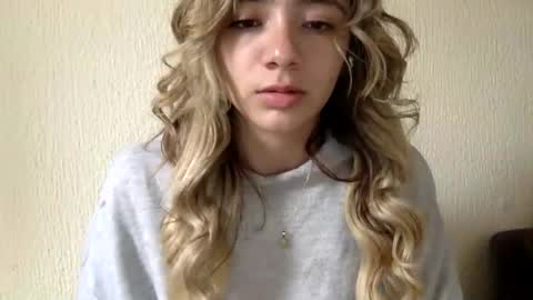 majo_gomezz online show from 03/16/26, 08:24