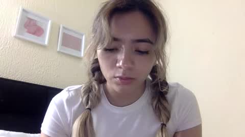 majo_gomezz online show from 04/30/26, 05:36