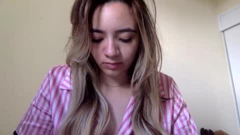 majo_gomezz online show from 05/09/26, 02:33