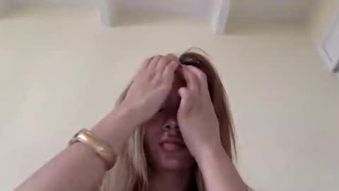 majo_gomezz online show from 05/14/26, 07:20