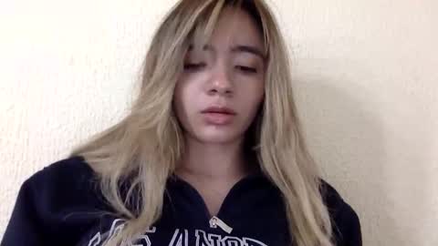 majo_gomezz online show from 05/21/26, 01:56