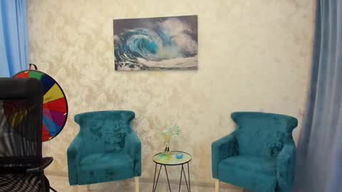 Chloe online show from 03/04/25, 09:40