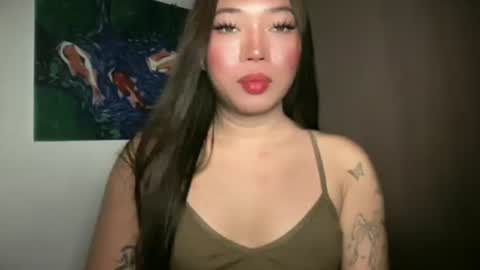 Snapshot of makemesquirt_xxx chatting on 05/28/26, 01:58 KEANA online show from 05/28/26, 01:58