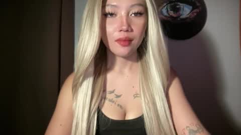 Snapshot of makemesquirt_xxx chatting on 06/08/26, 11:16 KEANA online show from 06/08/26, 11:16