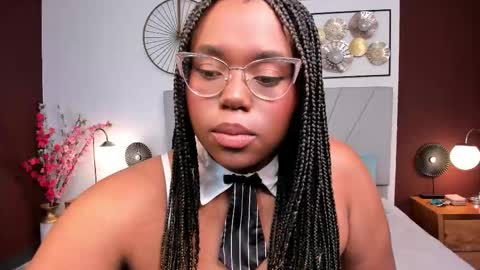 makena online show from 03/14/26, 03:23