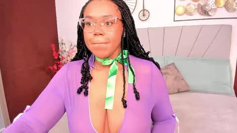 makena online show from 04/22/26, 03:09