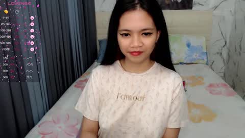 Nathalie and Anne online show from 09/30/25, 11:04