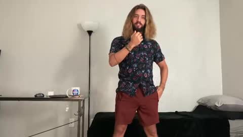 Mack  Makingmoans Twitter online show from 11/15/25, 03:52