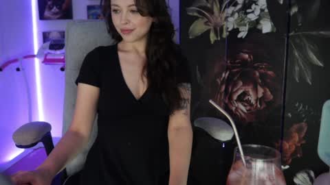 Snapshot of makiyahbelle2 chatting on 01/24/25, 10:00 MakiyahBelle online show from 01/24/25, 10:00