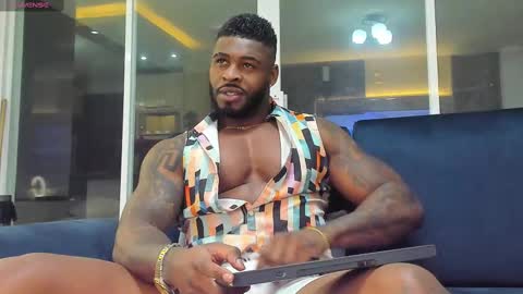 Makonnen online show from 02/19/25, 03:28