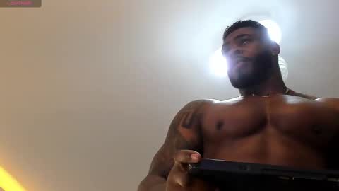 Makonnen online show from 03/10/25, 08:59