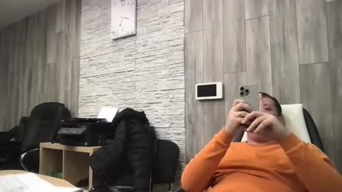 Snapshot of maks199402 chatting on 03/02/26, 10:33 maksoffice online show from 03/02/26, 10:33