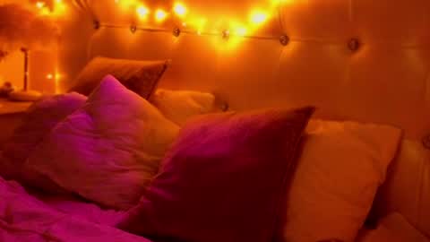 Lia  online show from 04/10/26, 11:59