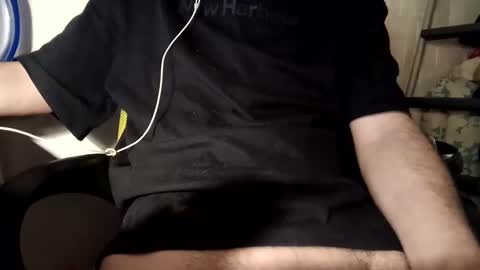 Snapshot of makukabig chatting on 02/18/25, 09:54 makukabig online show from 02/18/25, 09:54