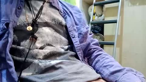 Snapshot of makukabig chatting on 10/12/25, 02:16 makukabig online show from 10/12/25, 02:16