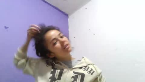 Snapshot of mal_norma chatting on 12/29/24, 05:01 Mal Norma online show from 12/29/24, 05:01